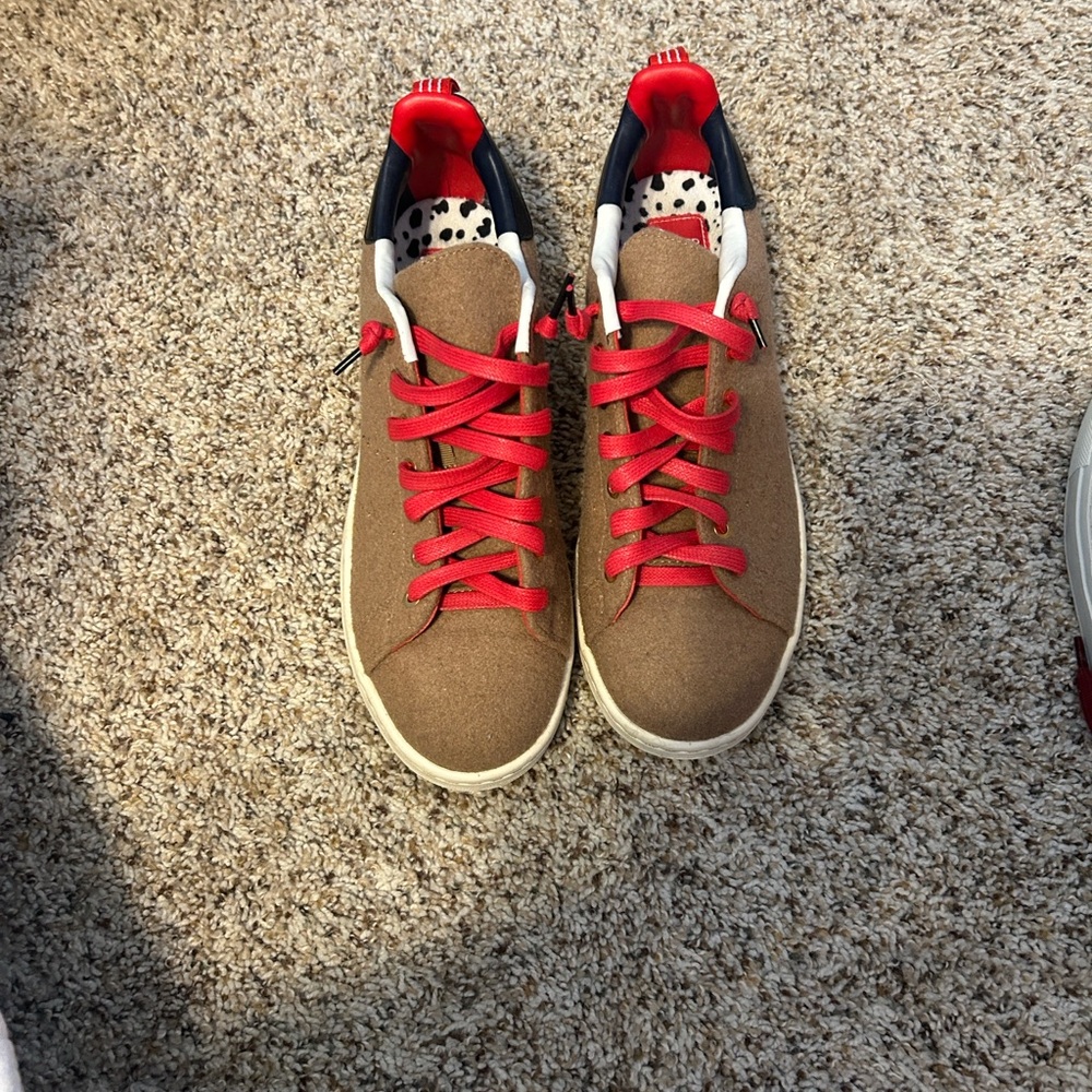 Extra butter x Adidas men’s  Sneakers with Red Laces and camel Upper size 9.5